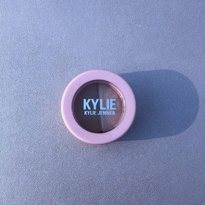 Kylie Cosmetics eyeshadow duo